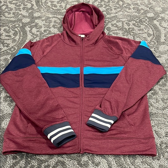 Cotopaxi zip up - Picture 1 of 9